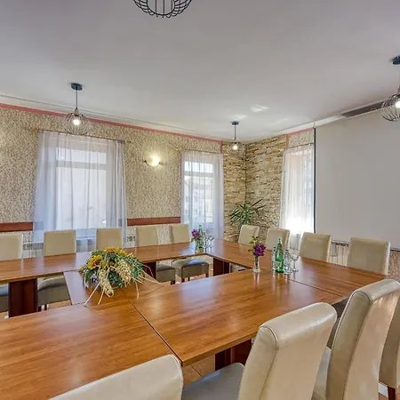 Centar לינה וארוחת בוקר