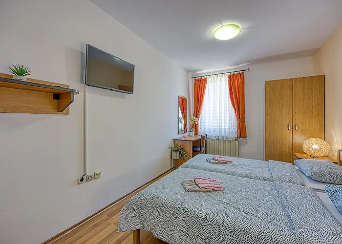 Centar B&B 3*