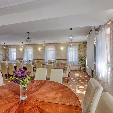 Bed & Breakfast Centar 3*