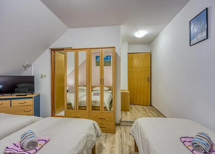 Bed & Breakfast Centar 3*